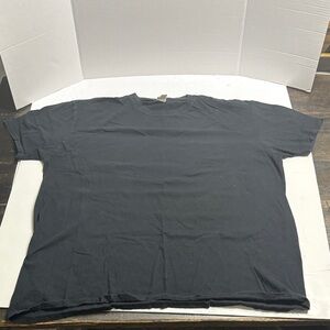 Gildan Men's Classic Black Short Sleeve Tee